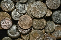 LOT OF ANCIENT GREEK COINS – BRONZE – G/VG CONDITION – ONE COIN PER LOT