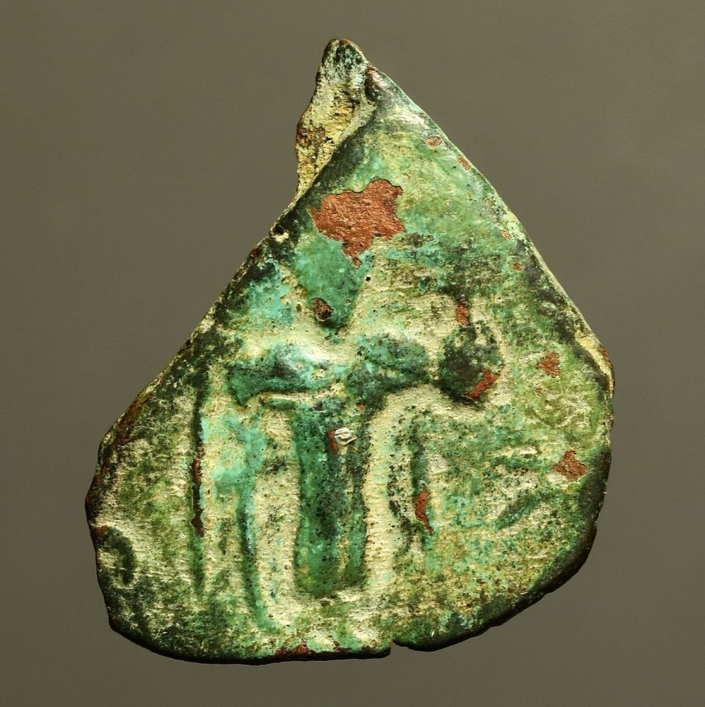 IS56-77 Early Islamic, time of Rashudin, Arab-Byzantine AE fals, c.647-660’sAD