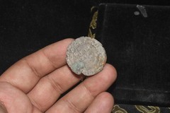 Authentic Antique Ancient Islamic Dinar Dirham Silver coin in good Condition